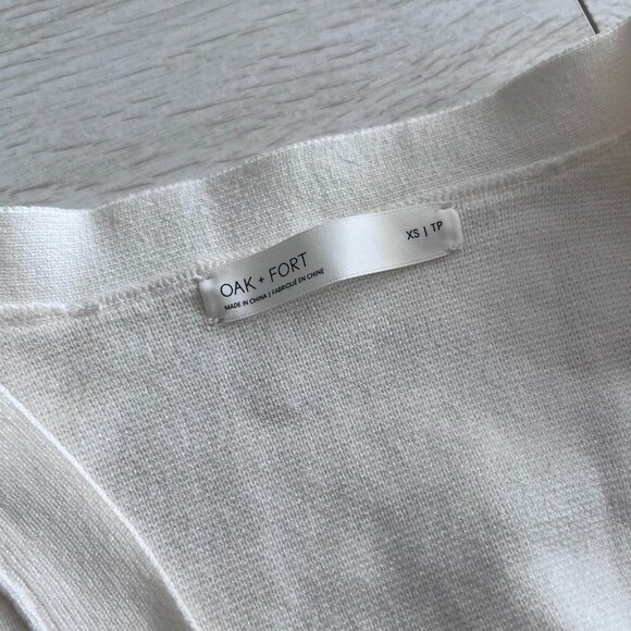 Oak and Fort Cropped Cardigan - Picture 4 of 6